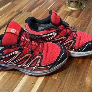 Salomon Wings Flyte 2 Trail Running Shoes. Used/Woman’s shoes.